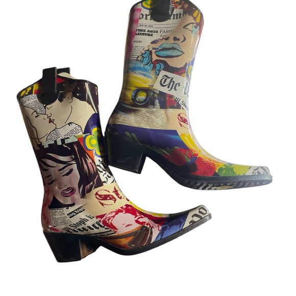 Fabulous cowboy rain boots! Madaline design - Picture 3 of 5